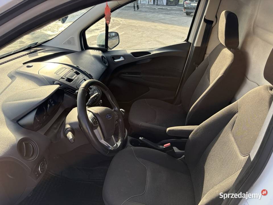 Ford Transit Courier 2015 15 TDCi pierwszy Ford Warszawa