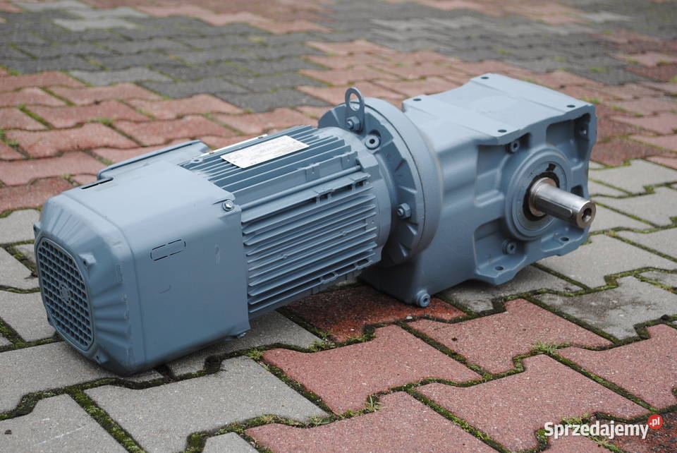 Motoreduktor kątowy 15kw 33obrmin z hamulcem Kargowa
