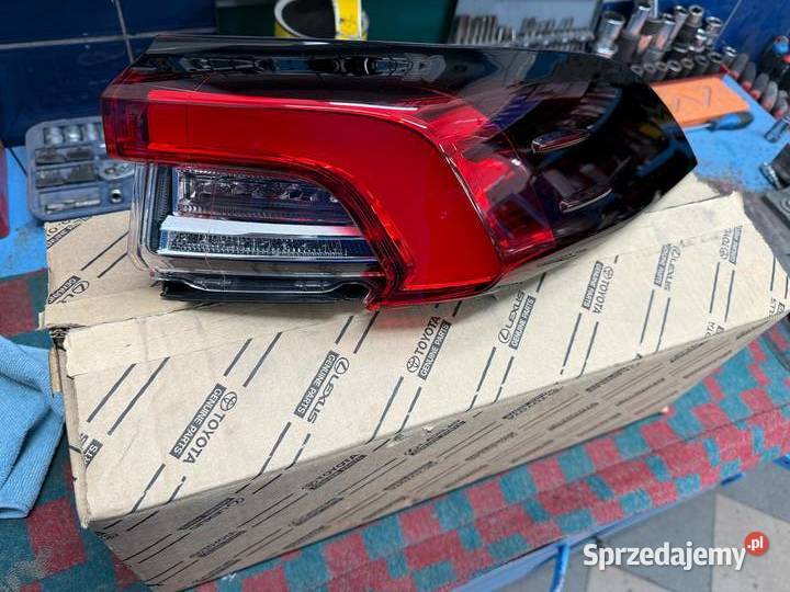NOWA ORYGINALNA LAMPA PRAWA TYŁ TOYOTA COROLLA prawe Wołomin