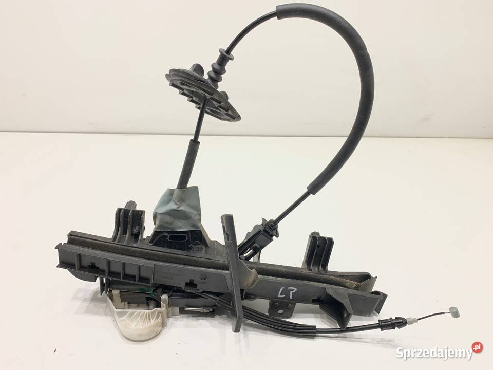 ZAMEK DRZWI LEWY PRZÓD FORD FOCUS IV Hatchback