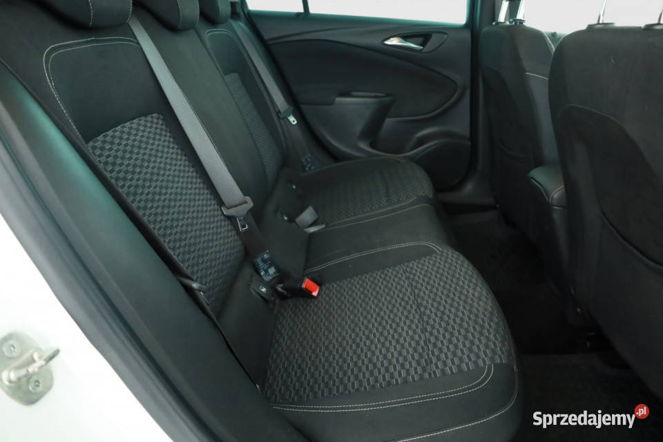 Opel Astra 16 CDTI Rok produkcji 2016 Zabrze