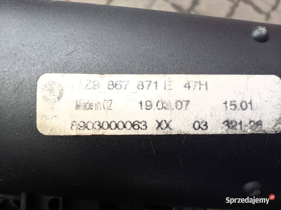 skoda octavia 2 II roleta bagażnika 1z9867871e śląskie Częstochowa