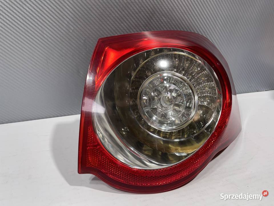 VW PASSAT B6 PRAWA LAMPA TYŁ KOMBI Ostroróg