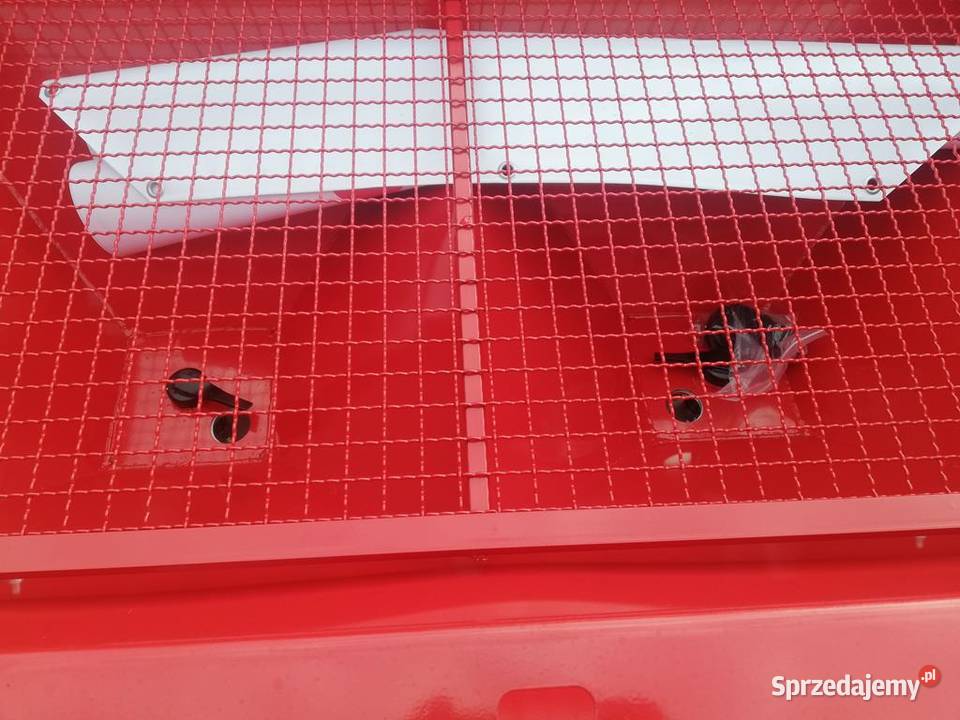 Rozsiewacz nawozu hydraulika STRUMYK TYTAN 0623 Brzeg