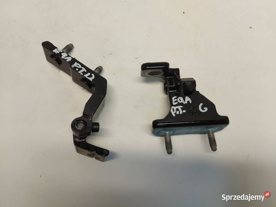 Mercedes EQA 250 W243 ZAWIAS DRZWI PRAWY TYŁ GÓR