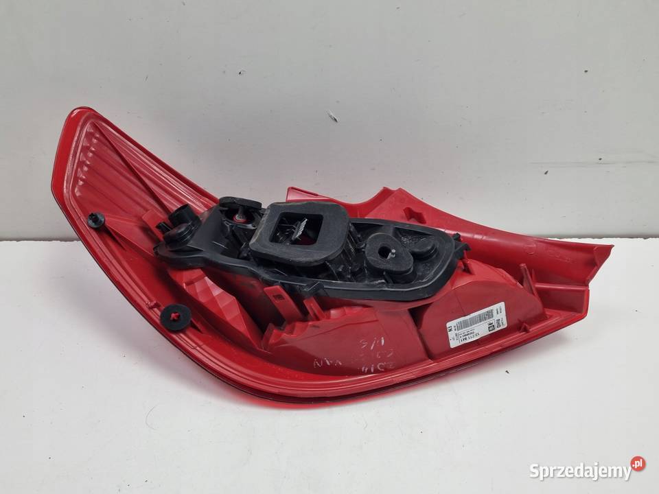 LAMPA PRAWA OPEL CORSA D 3D HTB 0614r TYLNIA lubelskie Rudka