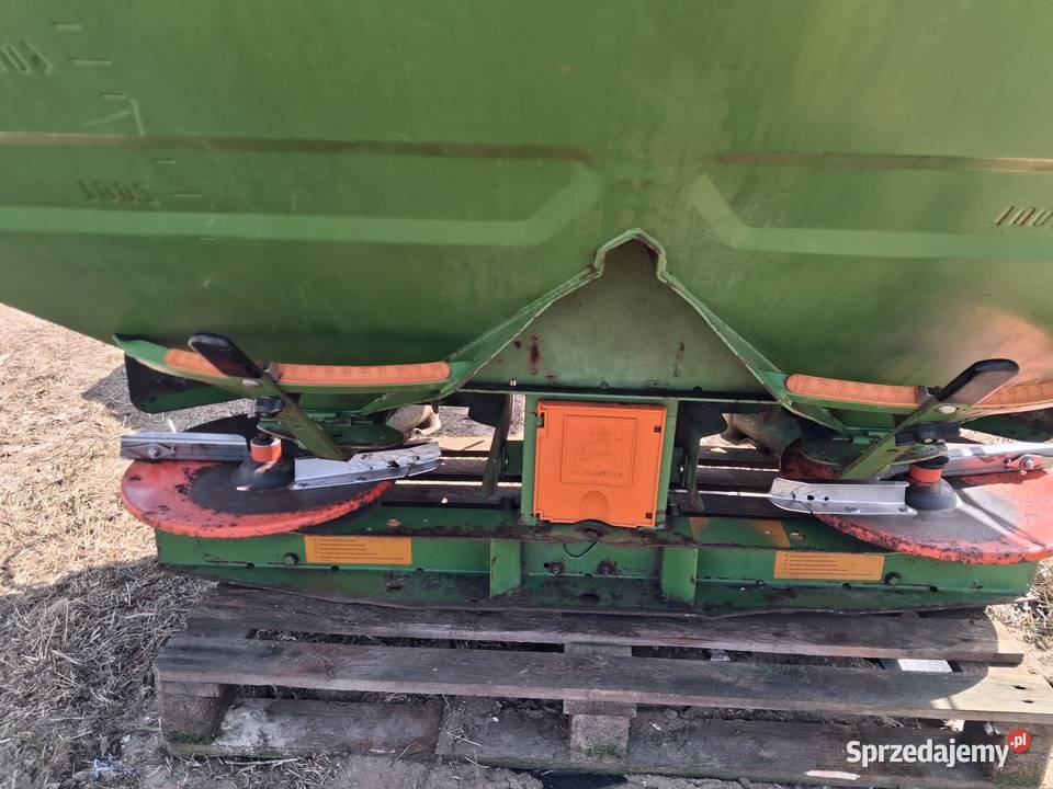 Rozsiewacz Amazone ZAU 1501 Borowy Młyn