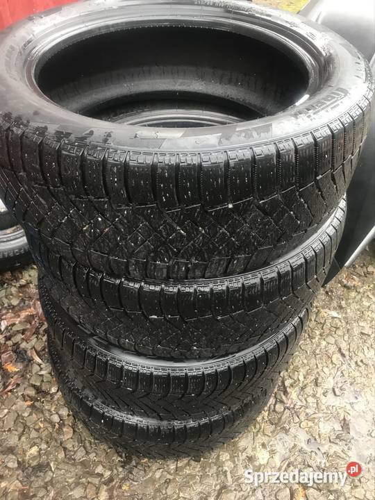 Opony całoroczne Pirelli Ice Zero 24550R19 podkarpackie