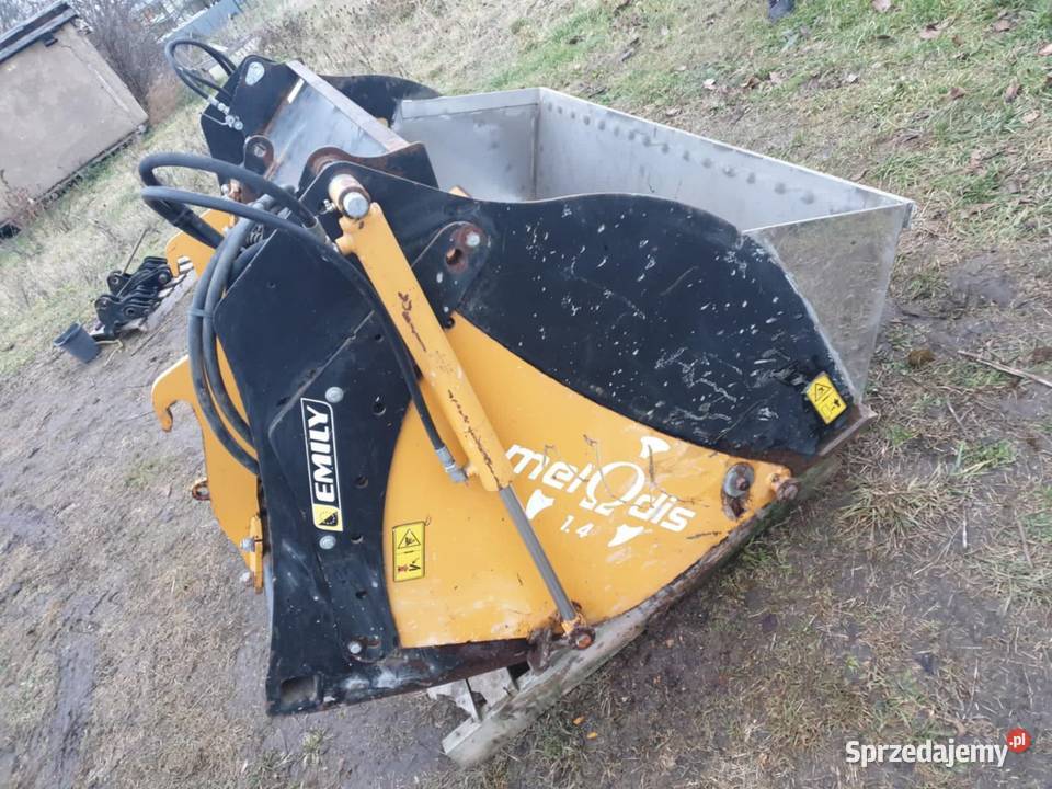 Wycinak do kiszonki paszowóz Emily melody Racibórz