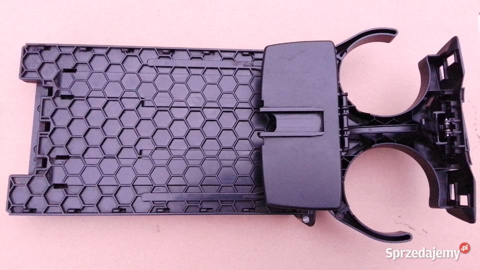 Uchwyt na kubki w tylny podłokietnik BMW 7 F01 Koszalin