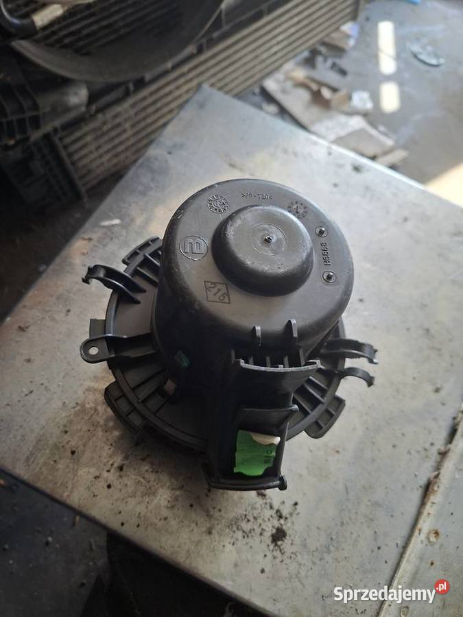 Wentylator Renault macott master dostawcze Bieliny sprzedam