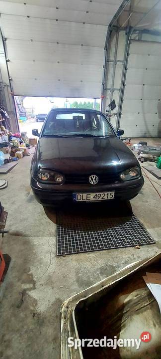 Golf 4 1998r 20 benzyna 115 klimatyzacja eldach Oleśnica sprzedam