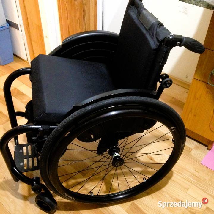 Okazja! Ultralekki ręczny wózek inwalidzki Tilite z tytanu