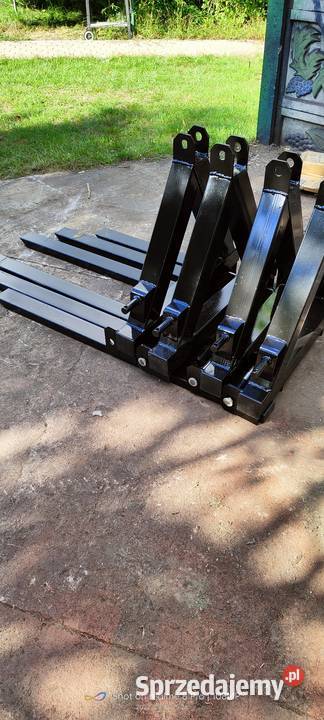 Paleciak do ciągnika Strzyżów