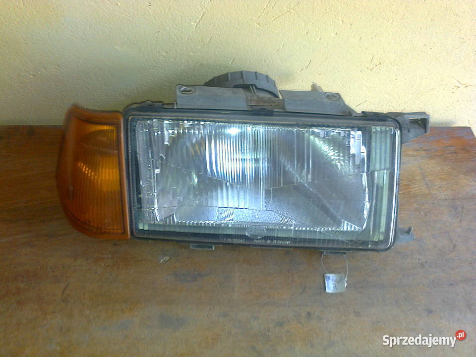 Lampa przód Volvo 440 lubelskie sprzedam