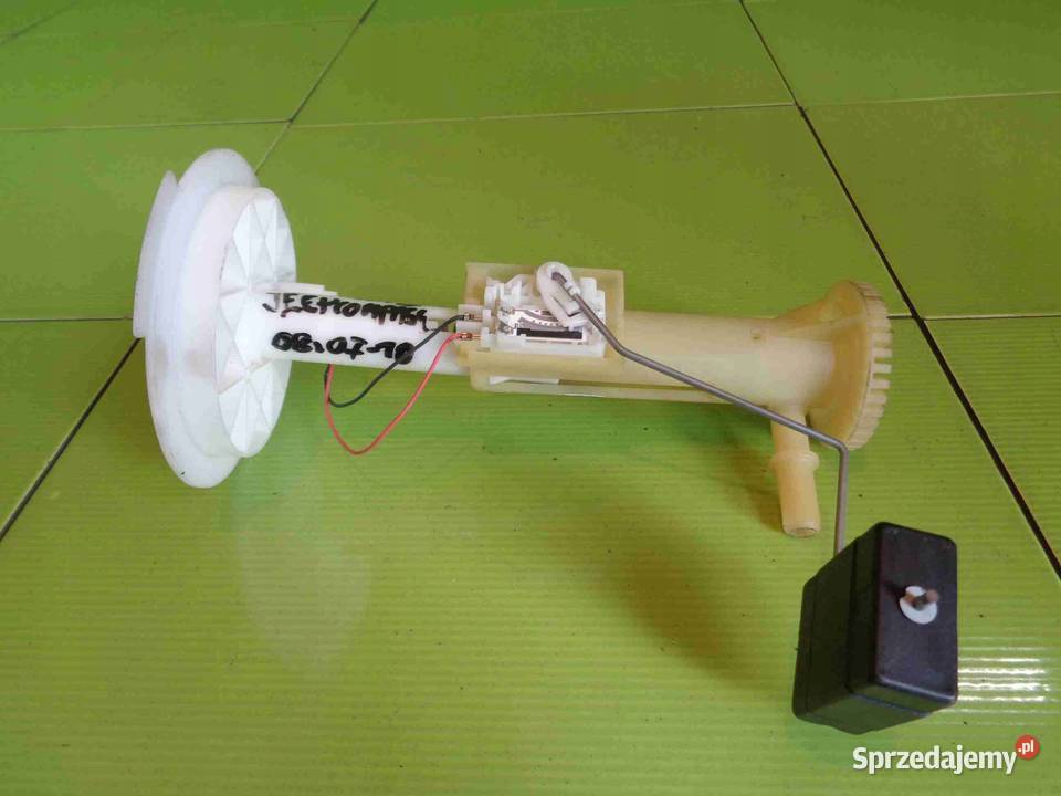 JEEP COMPASS 24 B 08 plywak paliwa osobowe mazowieckie