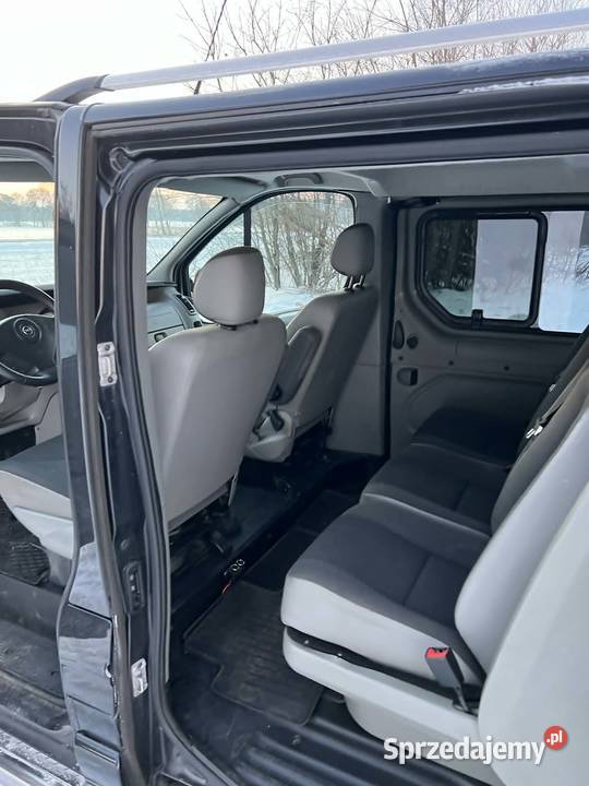 Opel Vivaro Opel Vivaro 25CDTI 150 2010r 6Osób 269000km