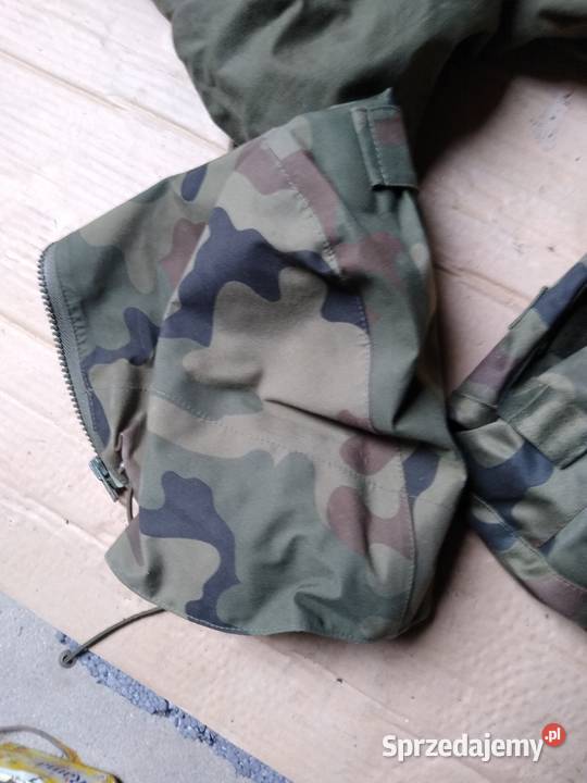 Militaria worki misyjne pozostałości militarne Kruszwica