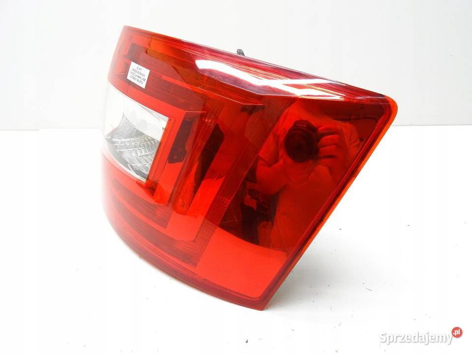 LAMPA PRAWA PRAWY TYŁ TYLNA SKODA OCTAVIA III HB