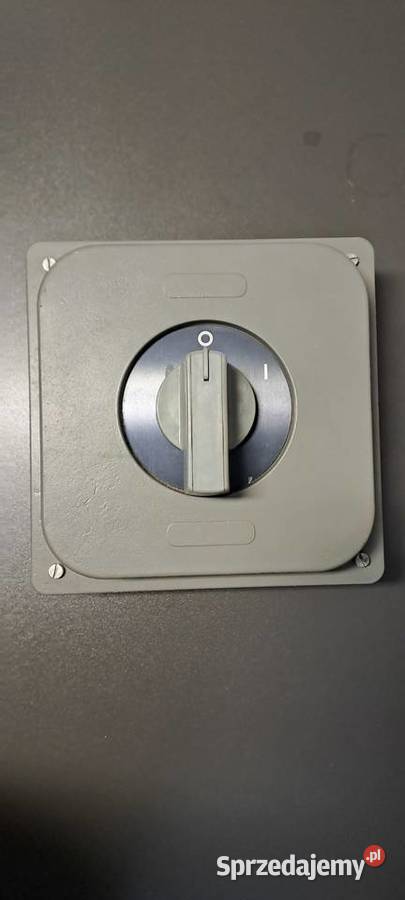 Wyłącznik 63A 01 w obudowie VEB Rochlitz DDR Myślenice sprzedam