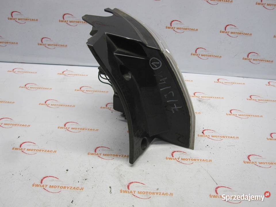 OUTLANDER II 08r lampa prawa tył 22087813 Kielce