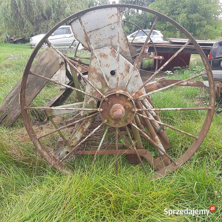 Siewnik konny przerobiony na traktorowy nieuszkodzony Lubnów