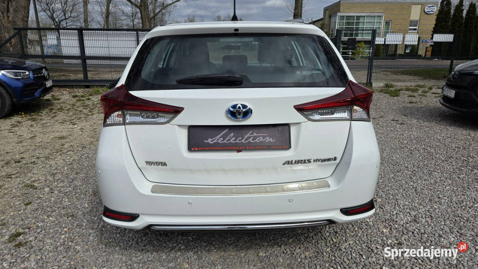Toyota Auris 18 HSD 136 PDC Serwisowany Kamera sprzedam