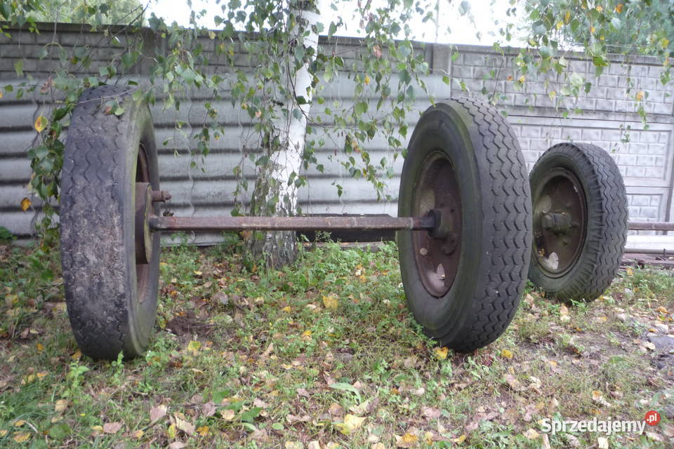 Sprzedam 2 osie wozu z calymi kolami sprzedam