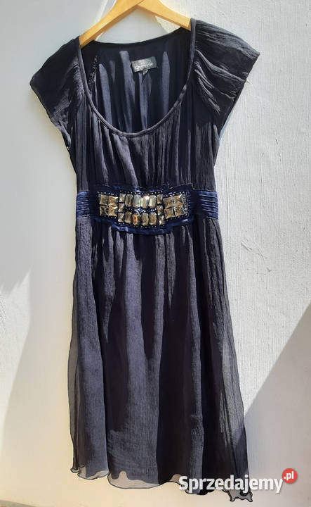 Jedwabna francuska sukienka mała czarna Queenie Warszawa