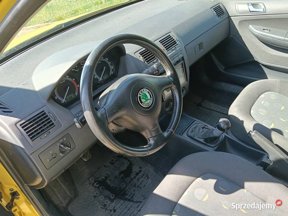 Skoda Fabia lift 14 benz klima hak alufelgi tour klimatyzacja sprzedam