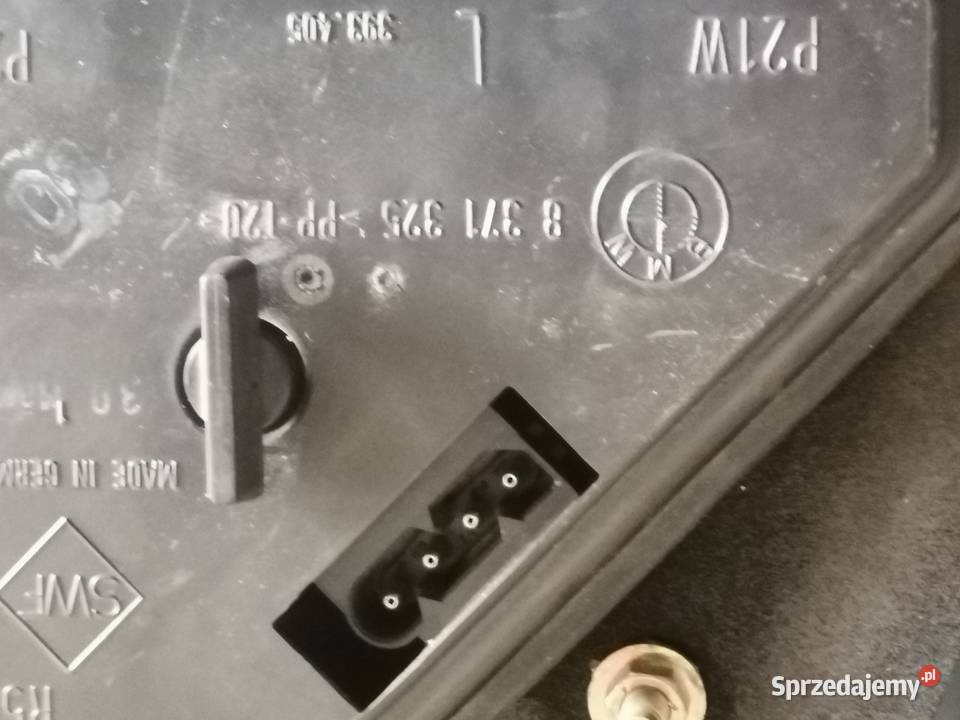 Lampa tylna lewa w klapie Lampy tylne Białystok