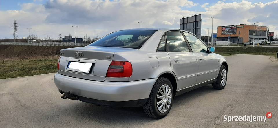 Audi A4 B5 sedan 18 z Gazem LPG Tanio
