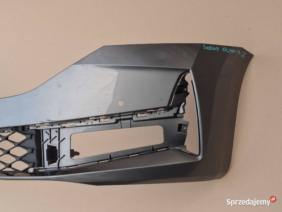 SKODA OCTAVIA 4 IV LIFT ZDERZAK PRZÓD PRZEDNI Bieleń