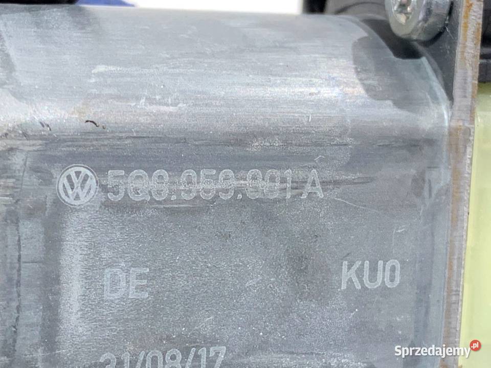 PODNOŚNIK SZYBY LEWY TYŁ VW TOURAN 5TA839461B osobowe sprzedam