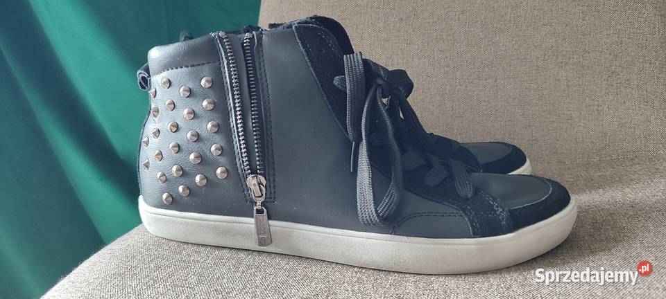 Nowe czarne buty z ćwiekami inna Zduńska Wola