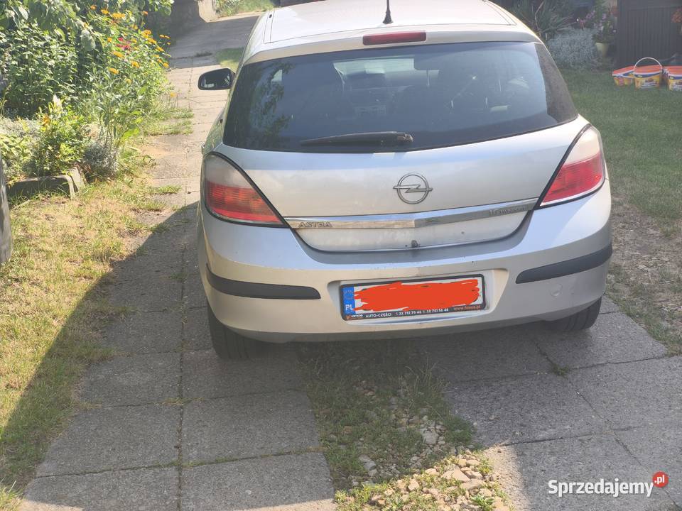 Astra H 16 105 brak kompresji sprzedam całość Jaworzno