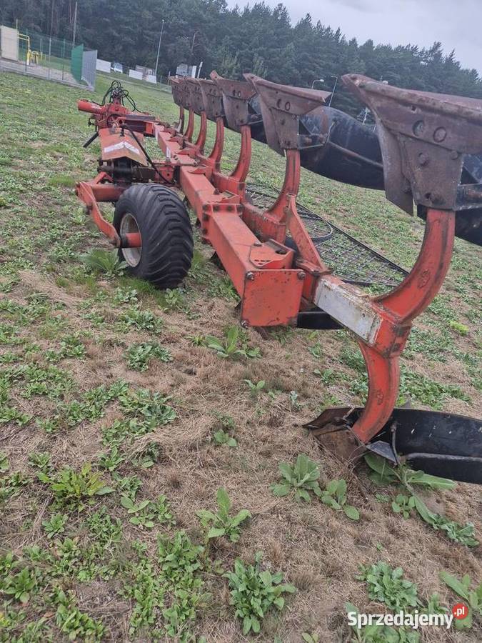 Pług 7 skib Gregoire Besson