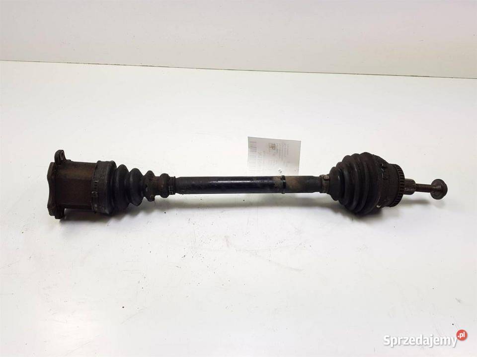 PÓŁOŚ PRAWA PRZÓD AUDI A4 B6 8E0407272S Lipno