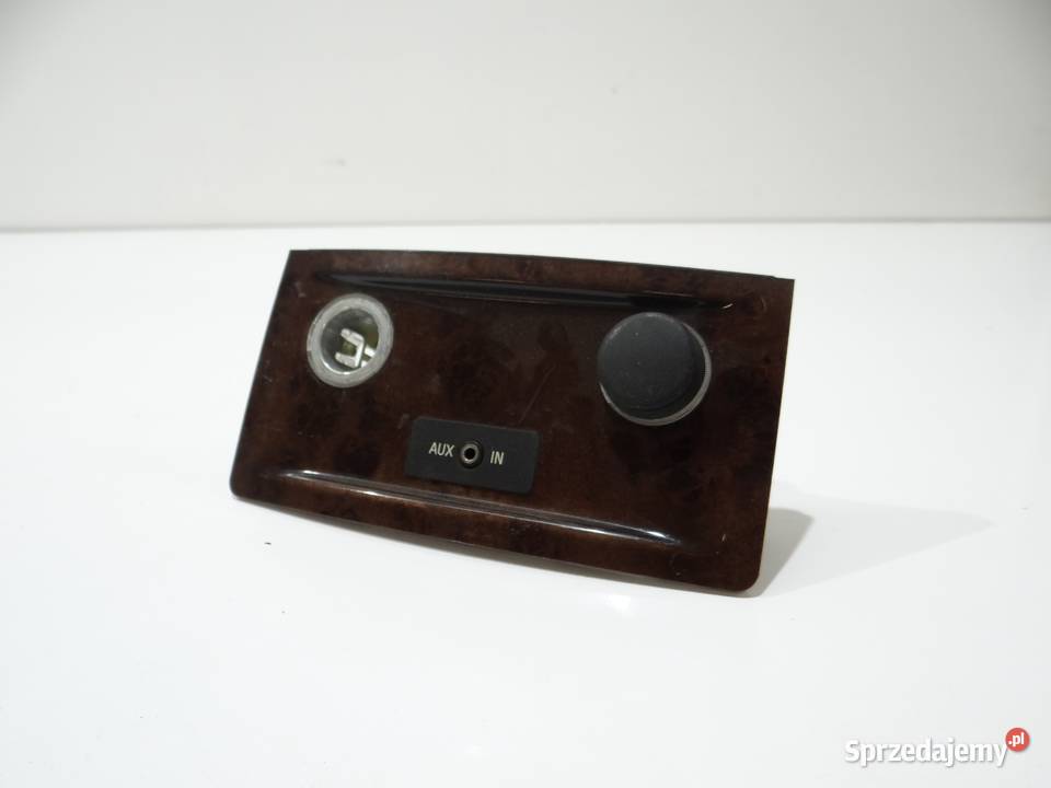 LISTWA DEKOR GNIAZDO AUX BMW E60 E61 6951150 Strzyżewice
