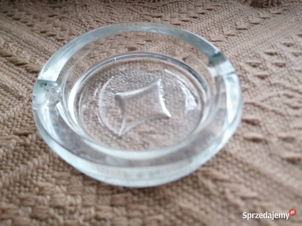 Szklana popielniczka karcianaKaroGrube szkło Łódź sprzedam