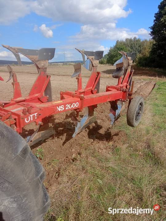 Pług 3 skibowy obrotowy resor non stop nieuszkodzony Piórków