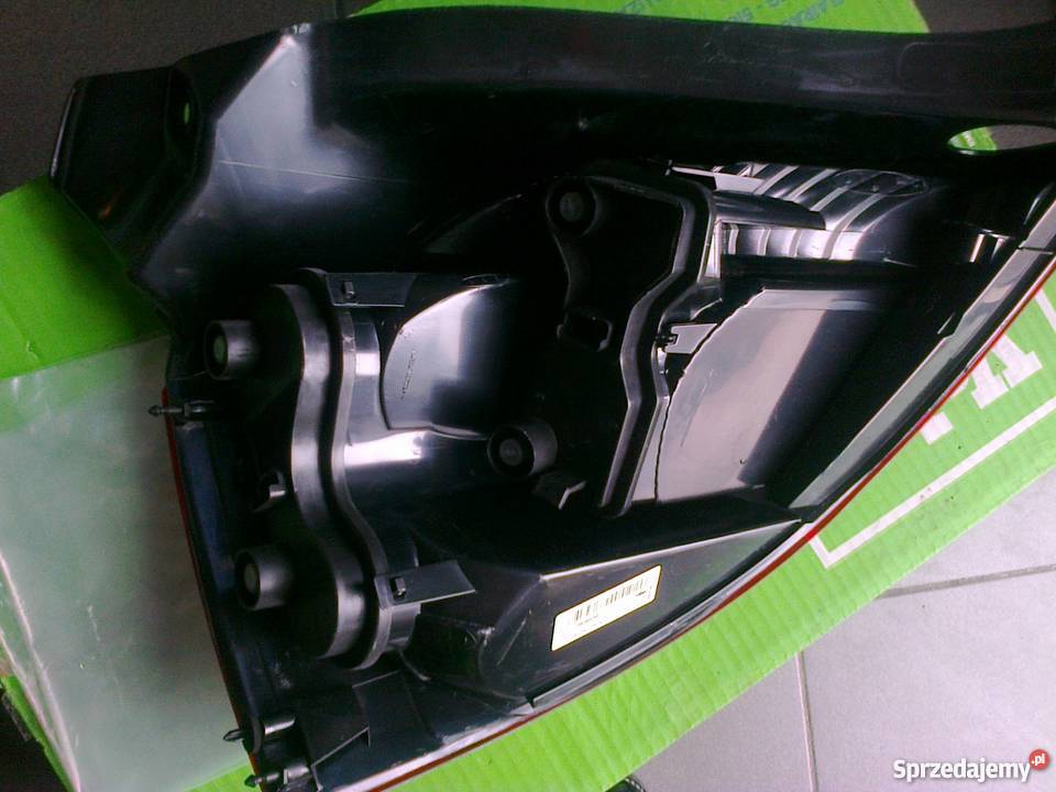 RENAULT MEGANE 02 35drz LAMPA TYŁ PR NOWA VALEO