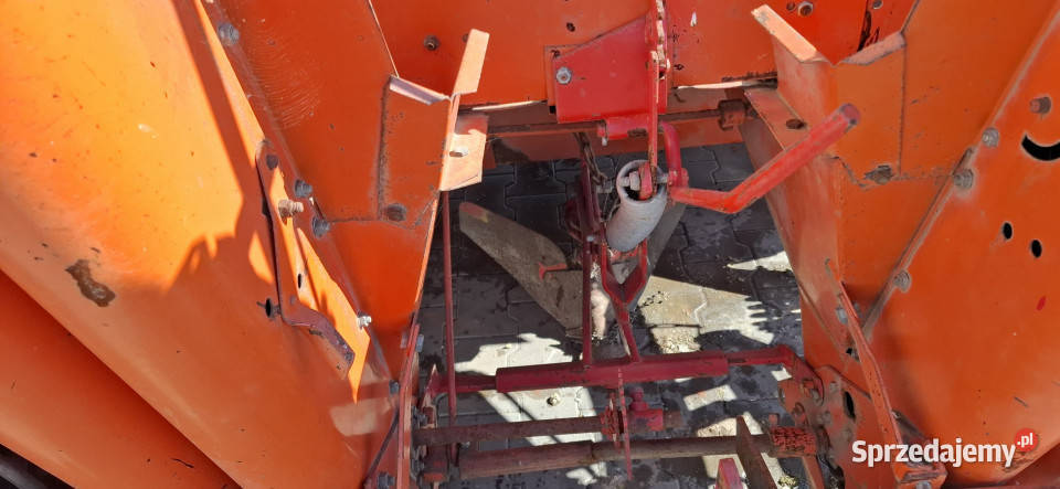 Sadzarka do ziemniaków czterorzędowa 4rzędowa Oraczew