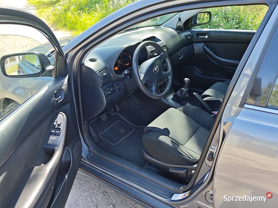 Toyota Avensis Łubniki