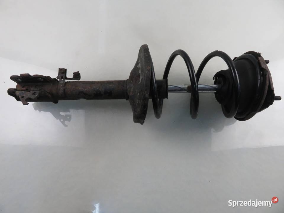 MCPERSON PRAWY PRZEDNI TOYOTA RAV 4 I 20 4WD Amortyzatory