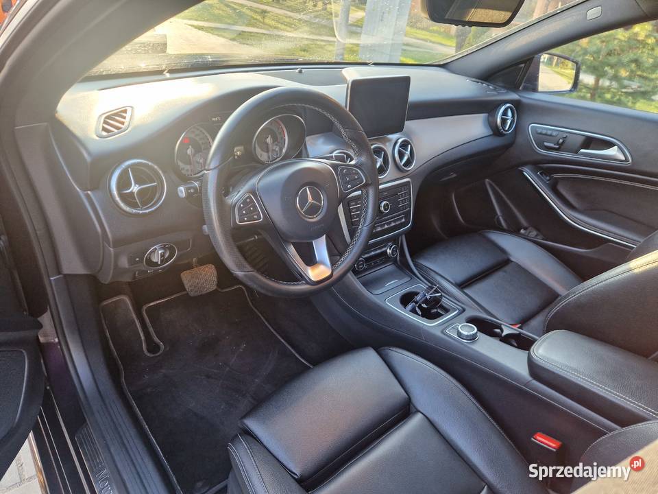 Mercedes Benz CLA 2504 Matic AMG Line BixenonLed szyberdach Nowy Sącz