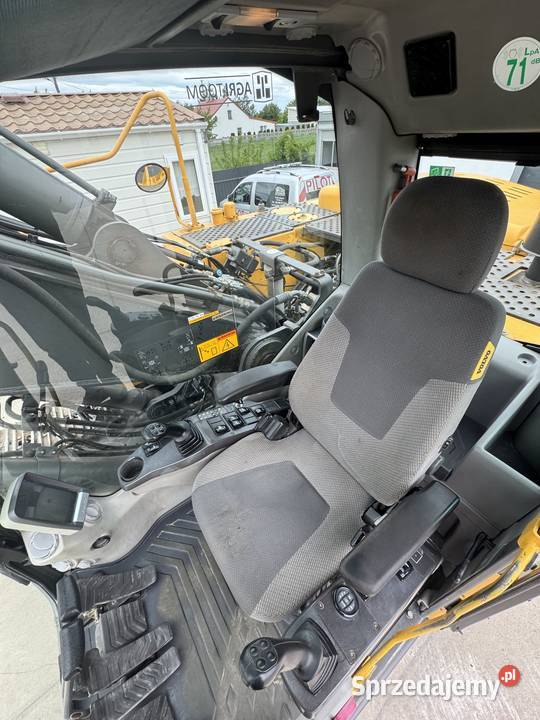 Koparka gąsienicowa VOLVO EC 240 CNL 170 2009r Koparki