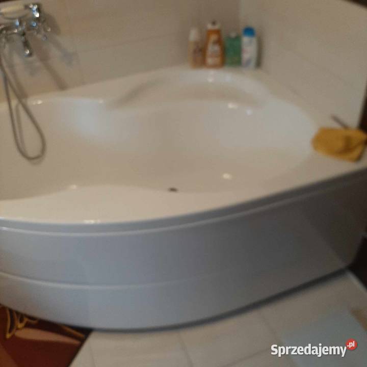 Wanna poekspozycyjna Różan