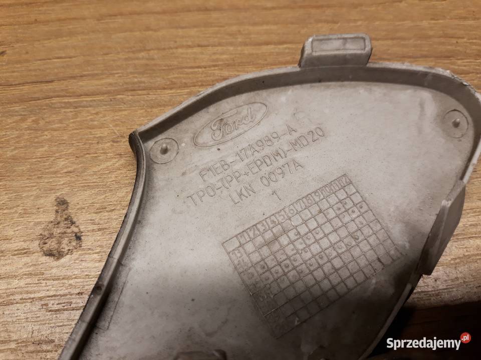 FORD FOCUS MK3 LIFT ZAŚLEPKA HAKA PRZÓD osobowe Karoseria Międzychód