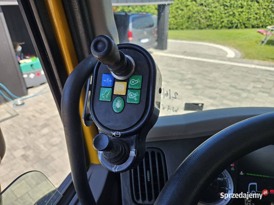 DAF LF 55230 Zamiatarka dwustronna SCARAB MAGNUM